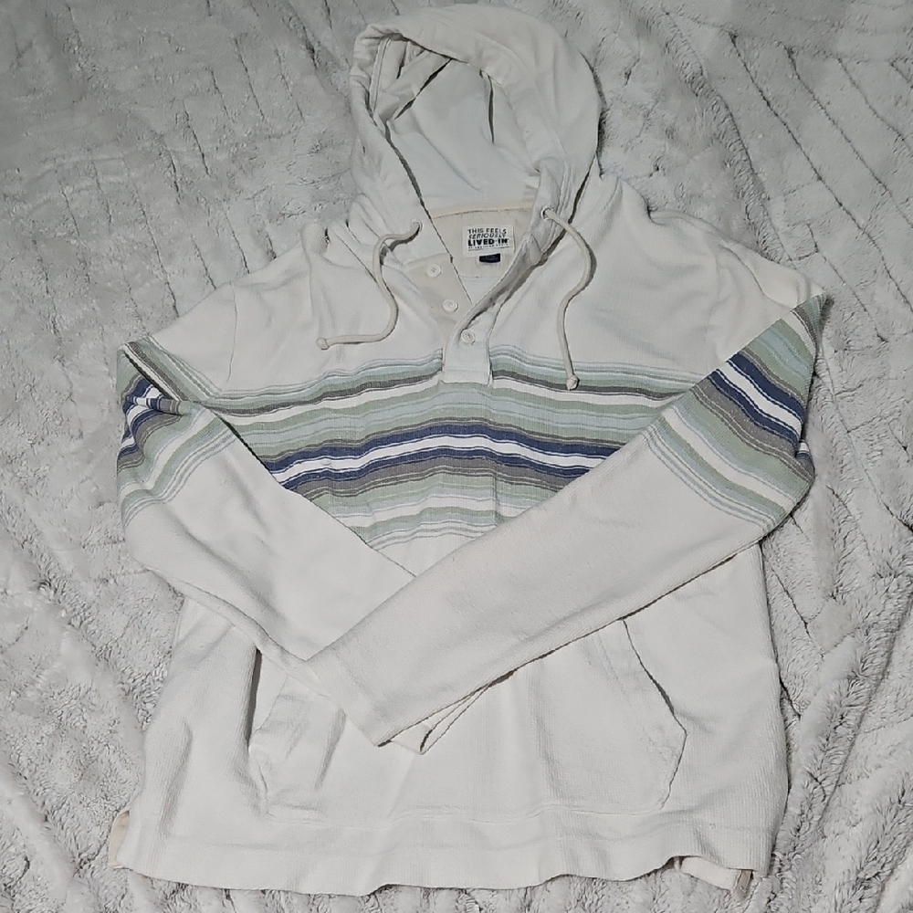 American Eagle Outfitters Cream Button-Up Shirt